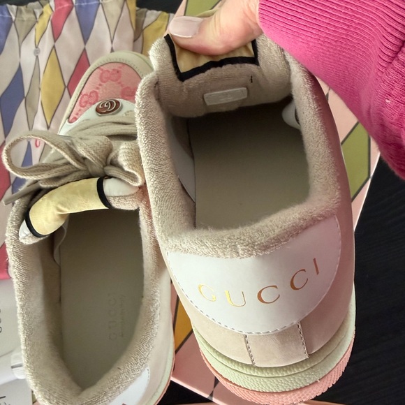 Gucci Beige and Pink Sneakers with Colorful Stripes - Picture 8 of 8